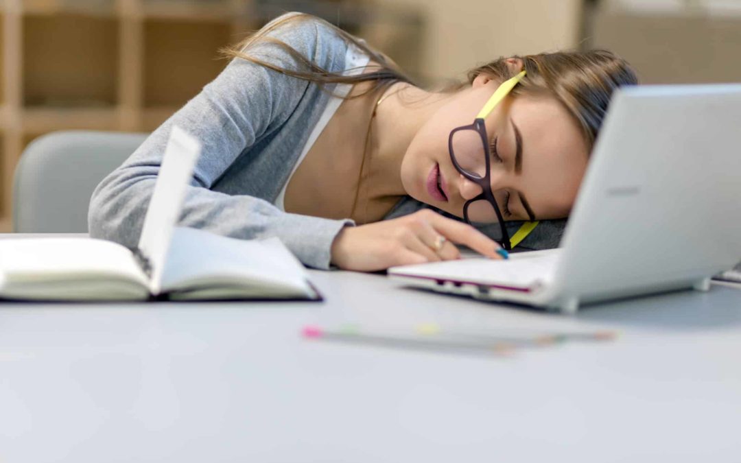 Is there a Correlation Between Sleep and Productivity?