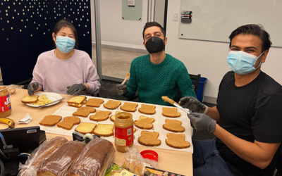 Googlers Making Over 250 Peanut Butter and Jelly Sandwiches